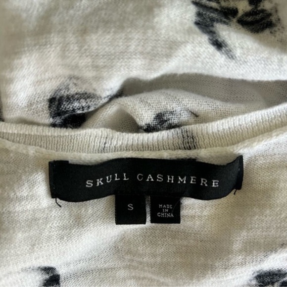 Skull Cashmere Skull Print Tank - Picture 6 of 6